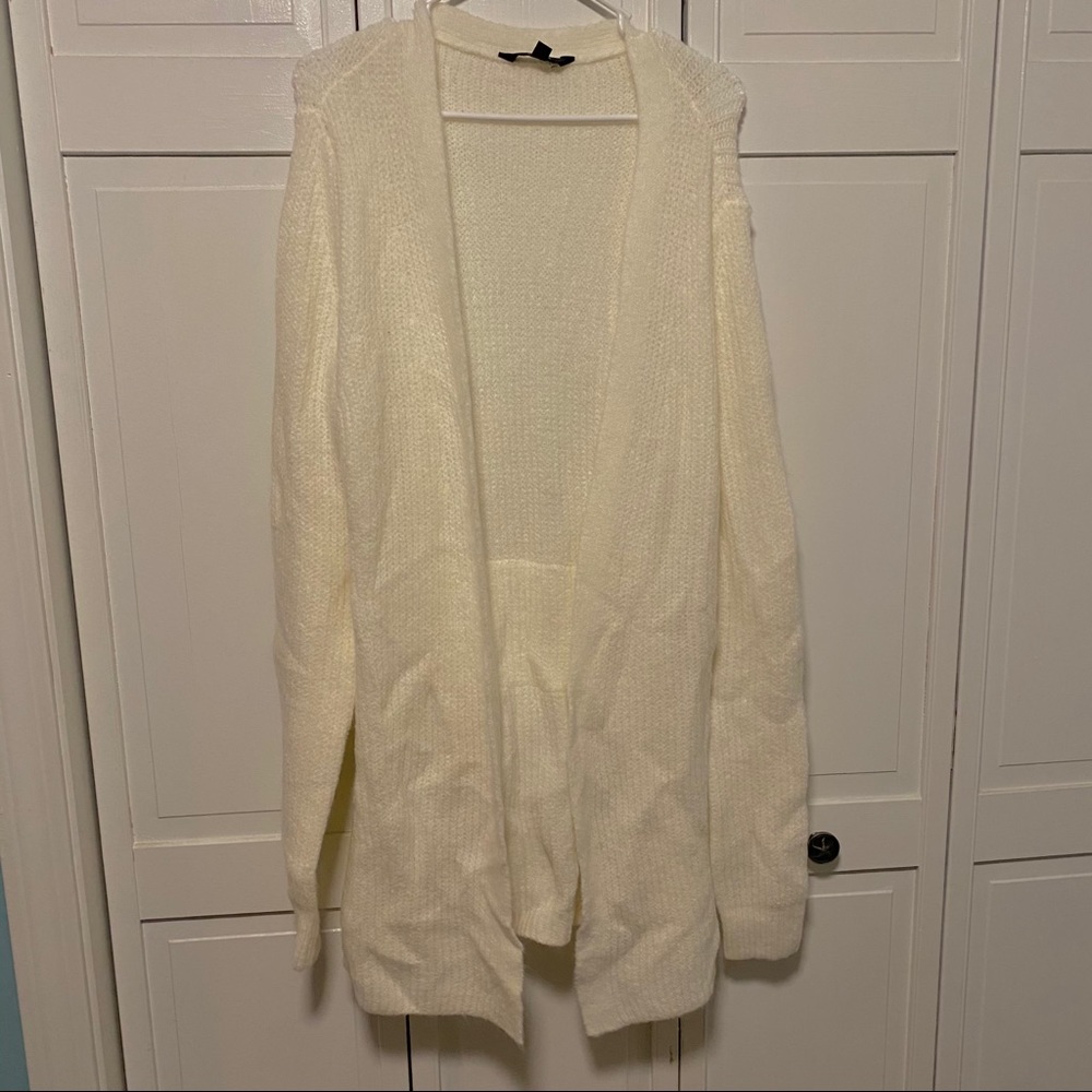 NWT Simply Vera Vera Wang cream long cardigan